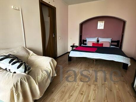 2к ЛЮКС рядом с пл. Университетской, Запоріжжя - квартира подобово