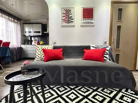 2к ЛЮКС рядом с пл. Университетской, Запоріжжя - квартира подобово