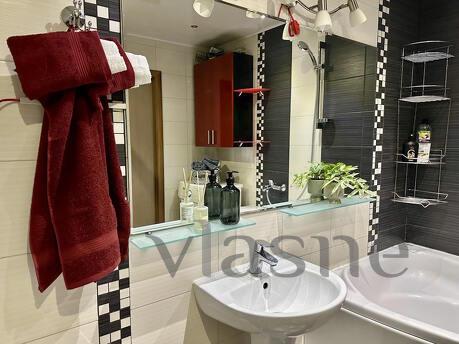 2к ЛЮКС рядом с пл. Университетской, Запоріжжя - квартира подобово