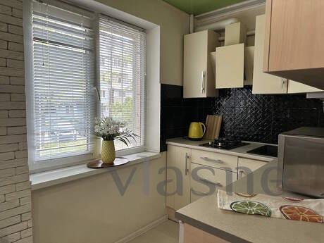 Отличный 2ком Полулюкс по ул.Победы,87а, Запоріжжя - квартира подобово