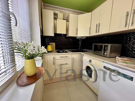 Отличный 2ком Полулюкс по ул.Победы,87а, Запоріжжя - квартира подобово