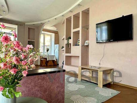 2ком. Полулюкс на проспекте Соборный 212, Запорожье - квартира посуточно