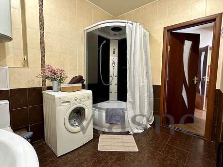 2ком. Полулюкс на проспекте Соборный 212, Запорожье - квартира посуточно