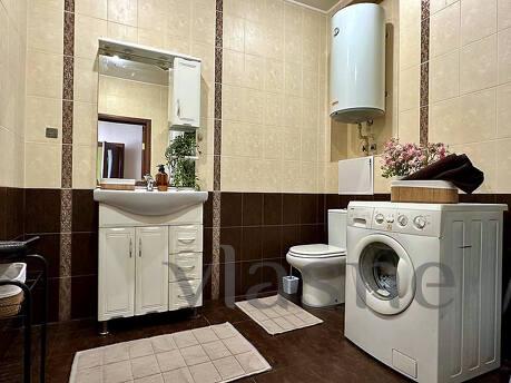 2ком. Полулюкс на проспекте Соборный 212, Запорожье - квартира посуточно