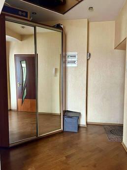 2ком. Полулюкс на проспекте Соборный 212, Запорожье - квартира посуточно