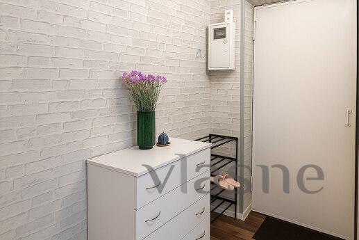 2-комнатный Полулюкс по ул.Победы 103, Запоріжжя - квартира подобово