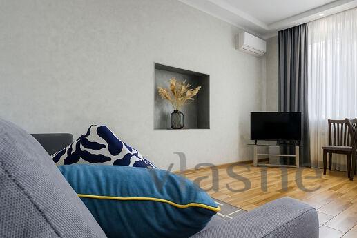 Stylish 2-room suite on Metallurgov, Zaporizhzhia - apartment by the day