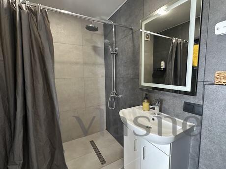 Lux studio on Kamenogorskaya, 16, Zaporizhzhia - apartment by the day