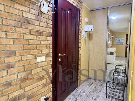 Two-room apartment with a view in the center of Dnipro, Dnipro (Dnipropetrovsk) - günlük kira için daire