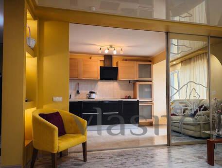 Two-room apartment with a view in the center of Dnipro, Dnipro (Dnipropetrovsk) - günlük kira için daire