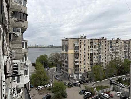 Two-room apartment with a view in the center of Dnipro, Dnipro (Dnipropetrovsk) - günlük kira için daire