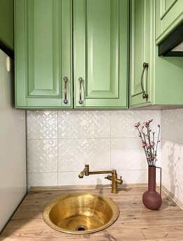 Daily rent 2-room apartment on the Small Market, Zaporizhzhia - apartment by the day