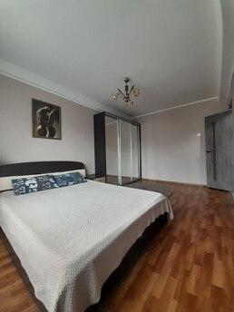 Kiralık 2 oda. Günlük, Vokzalov bölgesi, Kamenskoe (Dniprodzerzhynsk) - günlük kira için daire