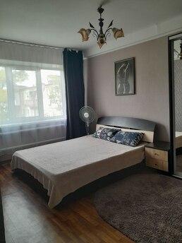 Kiralık 2 oda. Günlük, Vokzalov bölgesi, Kamenskoe (Dniprodzerzhynsk) - günlük kira için daire