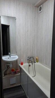 Kiralık 2 oda. Günlük, Vokzalov bölgesi, Kamenskoe (Dniprodzerzhynsk) - günlük kira için daire