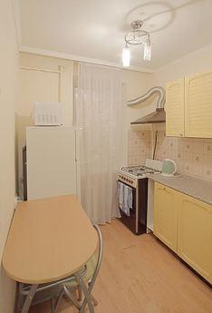 Подобово здам 1-кімн кварт Лєскова 6, Київ - квартира подобово