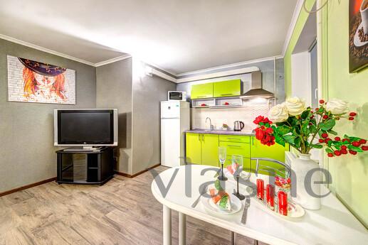 Podobova merkezde 1k kiralık daire, Kyiv - günlük kira için daire