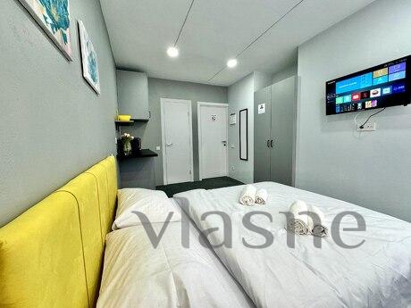 Апартаменти розташовані неподалік м. Вокзальна (10 хвилин пі