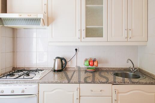 Оренда 1к квартиру на вул. Госпітальна 2, Киев - квартира посуточно