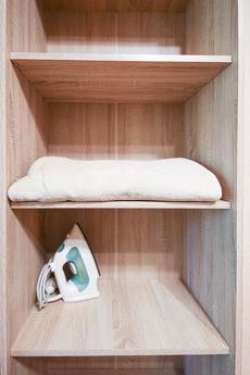 Оренда 1к квартиру на вул. Госпітальна 2, Киев - квартира посуточно