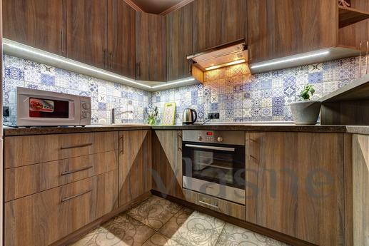 Podobova rent 2k apartment, Kyiv - apartment by the day