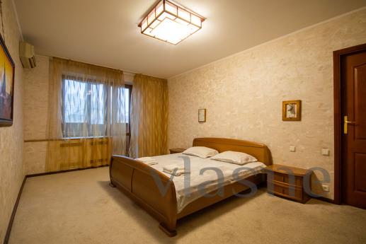 The apartment is located in the center of Kiev at the addres