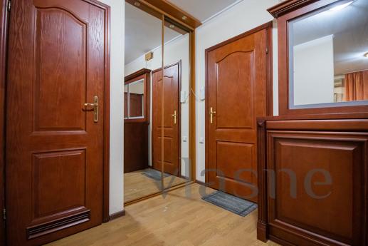 Rent 2k apartment near Kiev, Kyiv - apartment by the day