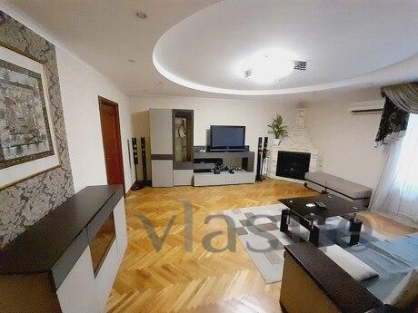 Rent a similar 2k apartment, Kyiv - apartment by the day