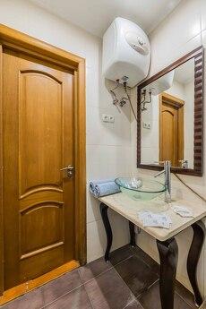 Подобова 2к квартиру біля Палац спорту, Киев - квартира посуточно