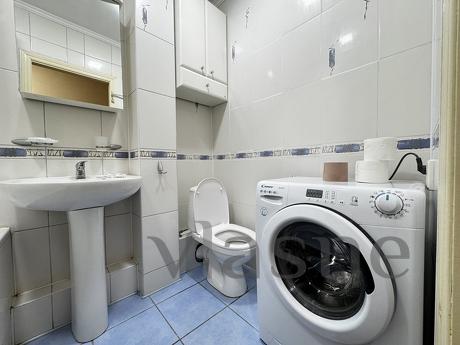 Оренда 2к квартири біля метро Печерьска, Киев - квартира посуточно