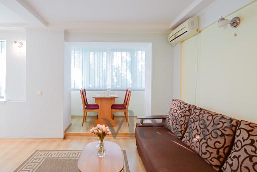 Rent 2k apartment on Pechersk, Kyiv - apartment by the day