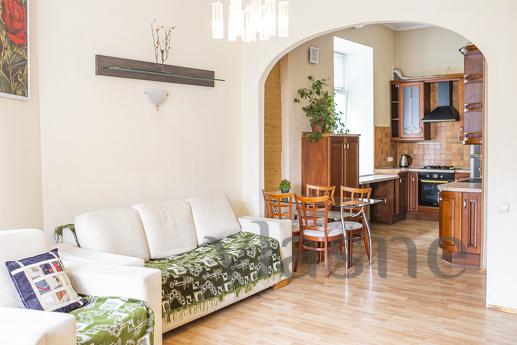 Pobodova rent 3k apartment, Kyiv - günlük kira için daire