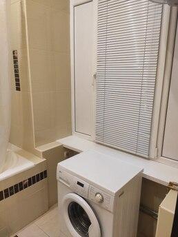 Оренда 3к квартири біля метро Театральна, Киев - квартира посуточно