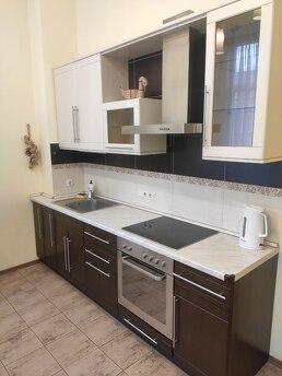 Оренда 3к квартири біля метро Театральна, Киев - квартира посуточно