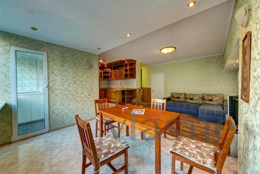 Podobova rent 3k apartment, Kyiv - günlük kira için daire