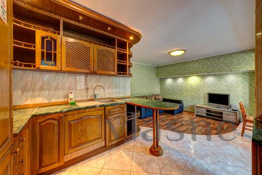 Podobova rent 3k apartment, Kyiv - günlük kira için daire