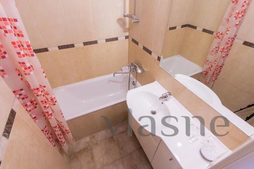 Zoloti Vorota metro istasyonunda 3 odalı daire kiralayın, Kyiv - günlük kira için daire