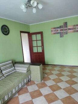 Pecherska metro istasyonunda 3 bin daire kiralayın, Kyiv - günlük kira için daire