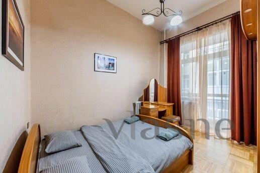 Podobova kiralık 4k daire, Kyiv - günlük kira için daire