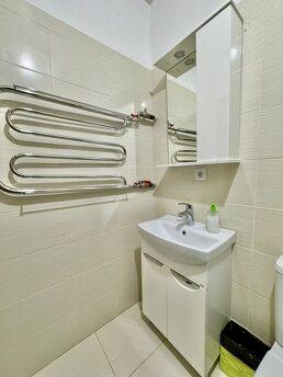 Rent 1k apartment near the center of Kiev, Kyiv - apartment by the day