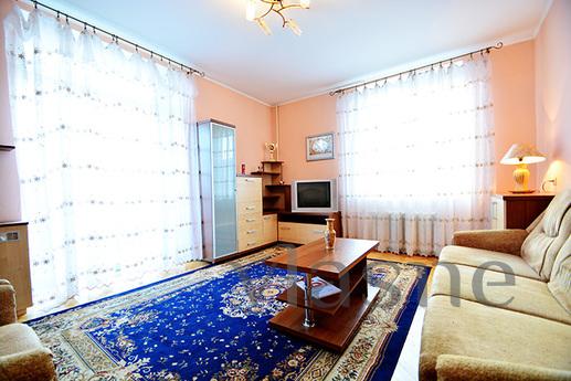 Spacious 2-bedroom apartment on the Clic, Москва - квартира подобово