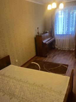 Rent a great 2 kom.kvartira in the cente, Karaganda - apartment by the day