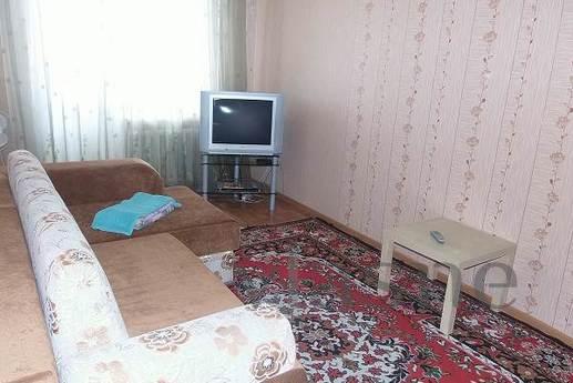 Дуже хороша 1-кімнатна квартира на добу в Барнаулі в новобуд