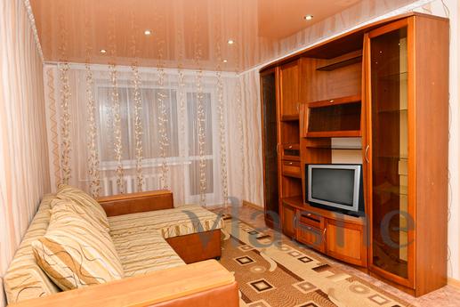 3-ROOM LUXURY IN POVA RN, Karaganda - günlük kira için daire