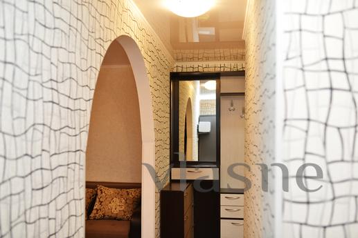 Ideally, the new 3-room. VIP in the cent, Karaganda - apartment by the day