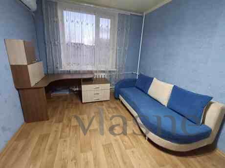 Pioneer. 3-room apartment. Red line., Krivoy Rog - günlük kira için daire