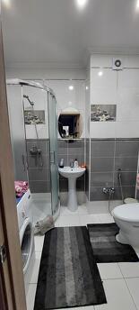 Затишна 1-кімнатна квартира в новобудові, Чернівці - квартира подобово