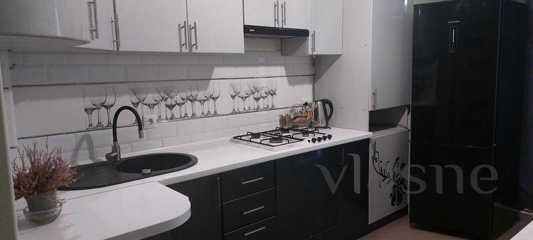 Затишна 1-кімнатна квартира в новобудові, Чернівці - квартира подобово