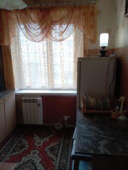 I'm renting a two-bedroom apartment in the city center. 