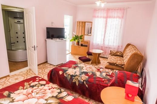 Комфортабельный отдых, мини-отель NAAzOV, Бердянск - квартира посуточно